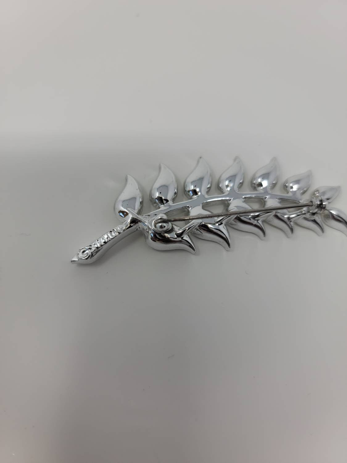 SARAH COV Clear Rhinestone Leaf Brooch, Vintage, Pin, Jewelry Leaf Brooch, Vintage Sarah Cov Brooch, Vintage Brooch, Vintage Jewelry