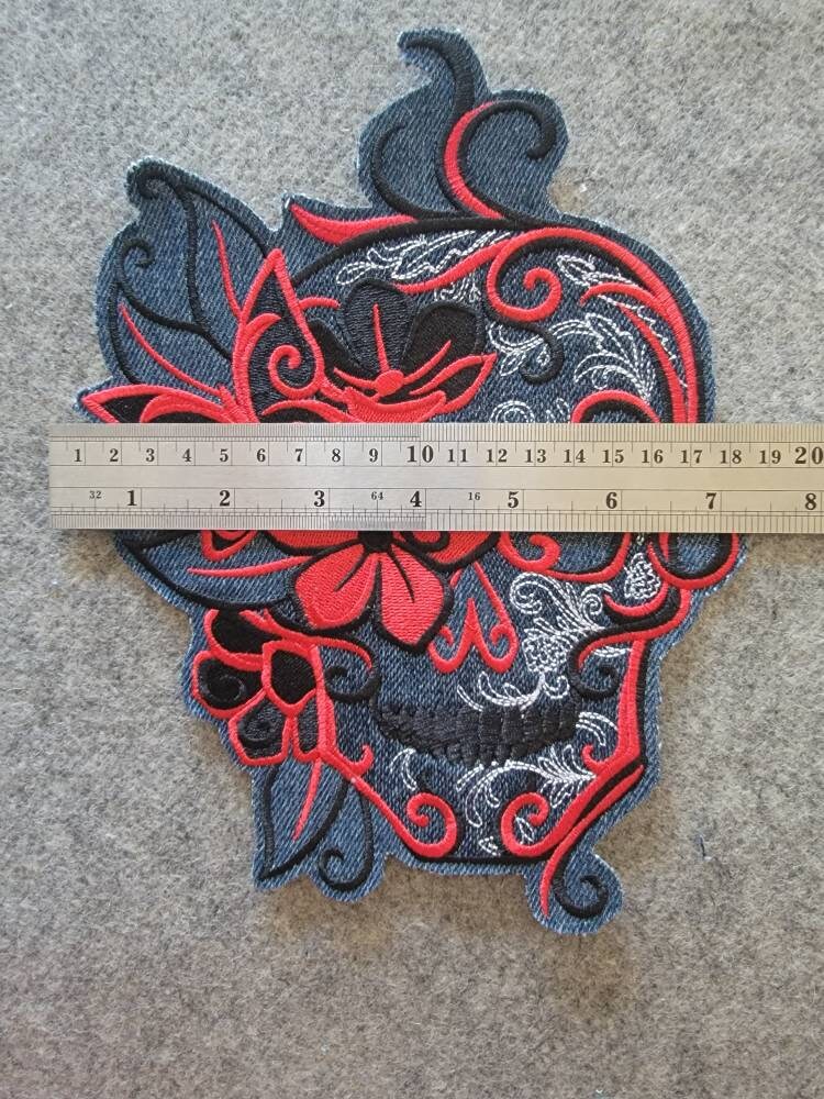 Skull Patch, Iron-on floral skull, Iron-on jean patches, Jean Patches, Skull Tapestry, Floral Skulls