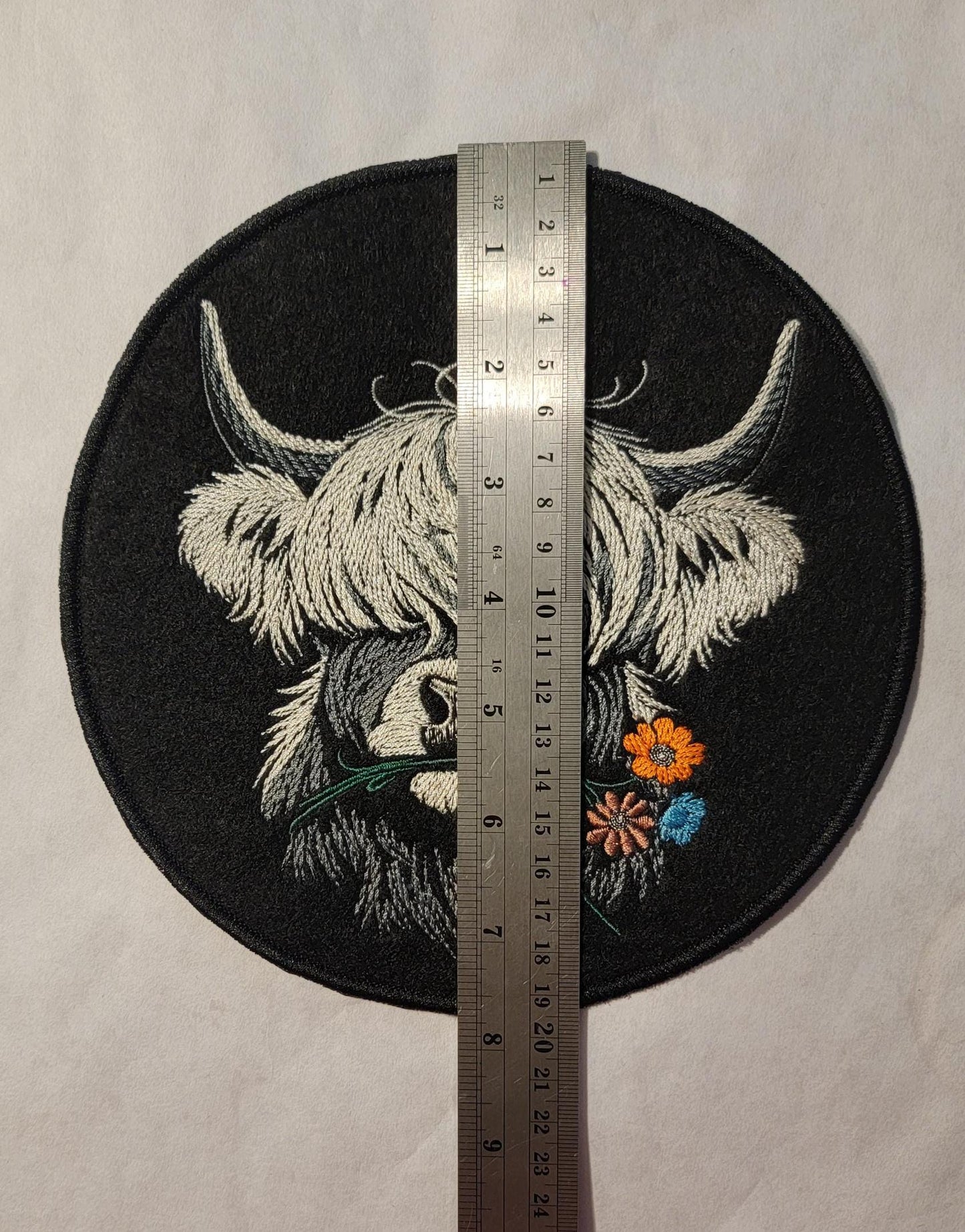 Scottish Highland Cow round 7" Black Felt Patch or 13x13" Square Panel