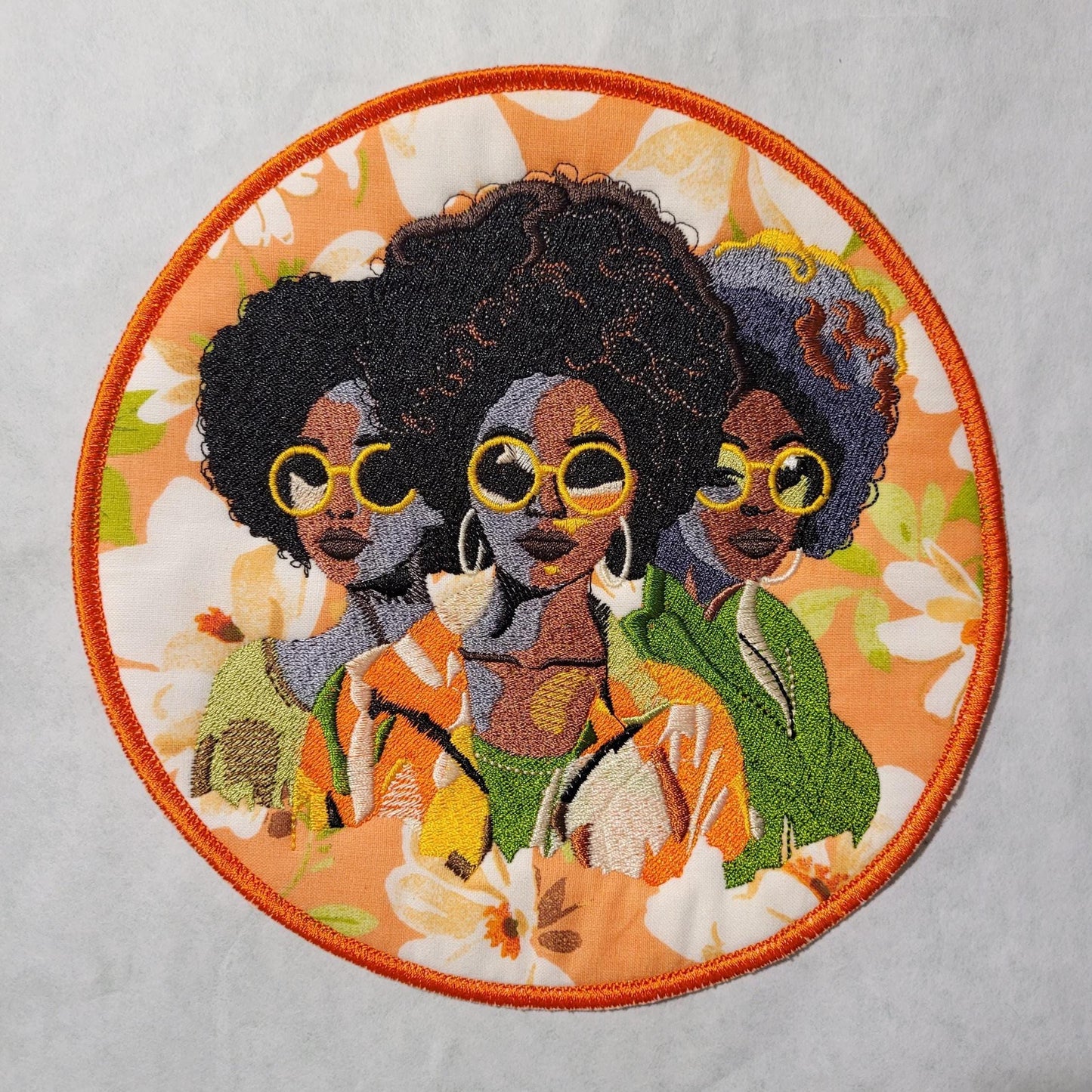 African American Black Sisters Patch, 7" Iron-on Patch, Black Women Abstract, Black Girl Magic, Afrocentric, Brown Skin Girl, Afro Woman