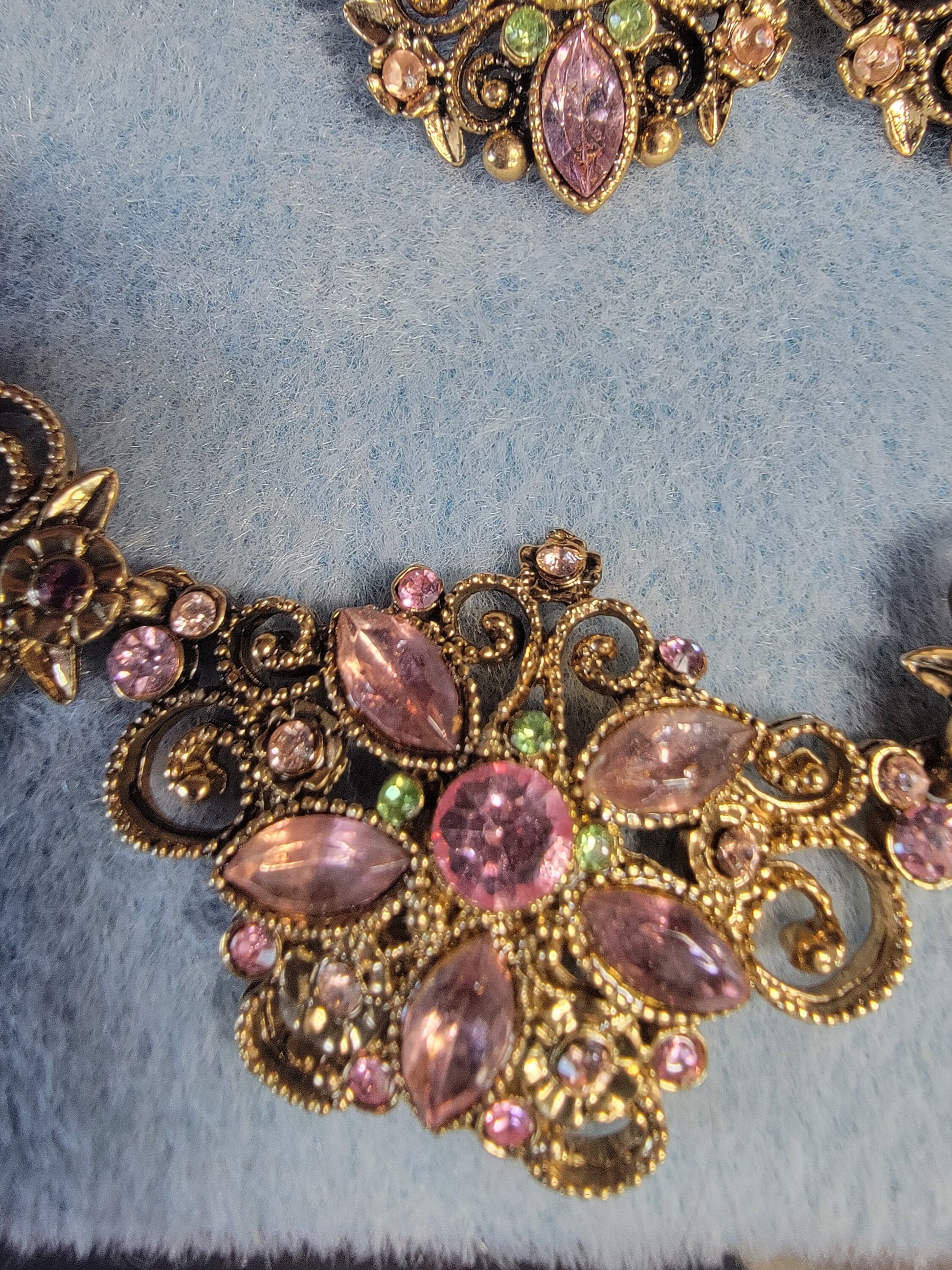 Vintage Avon, Avon Necklace and Earrings Set, Vintage jewelry