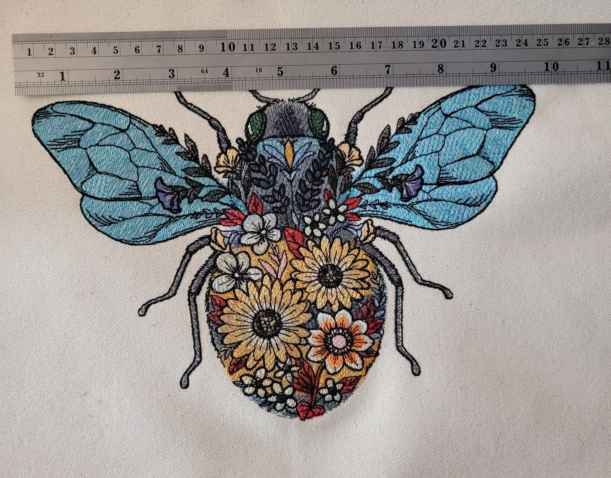 Bee Tapestry, Bee Embroidery, Wall hanging, Kitchen Decor, Bee Lovers, Bee Keepers, Decor