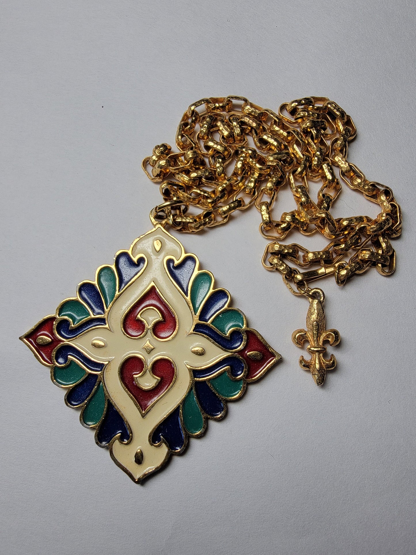 Vendome Goldtone Multicolor Stamped Pendant Necklace, Stamped Vintage Pendant Necklace