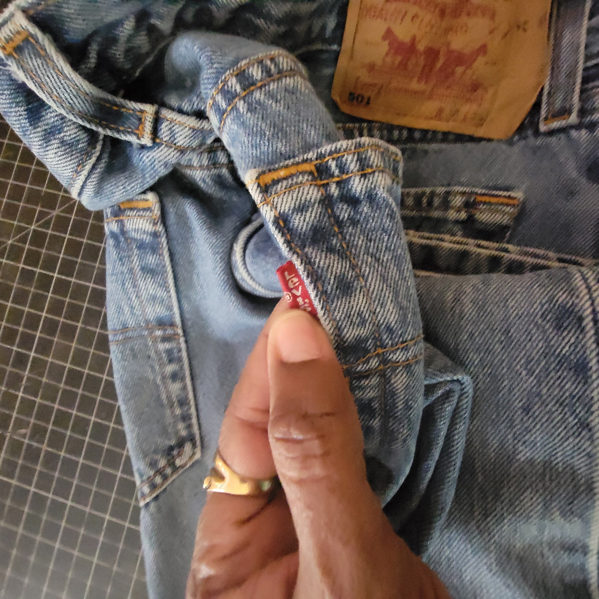 Vintage Levi Strass 1998 Jean's. Men's Levi's Straight Leg Jeans Vintage 90's Levi's, Red Batwing Tag,