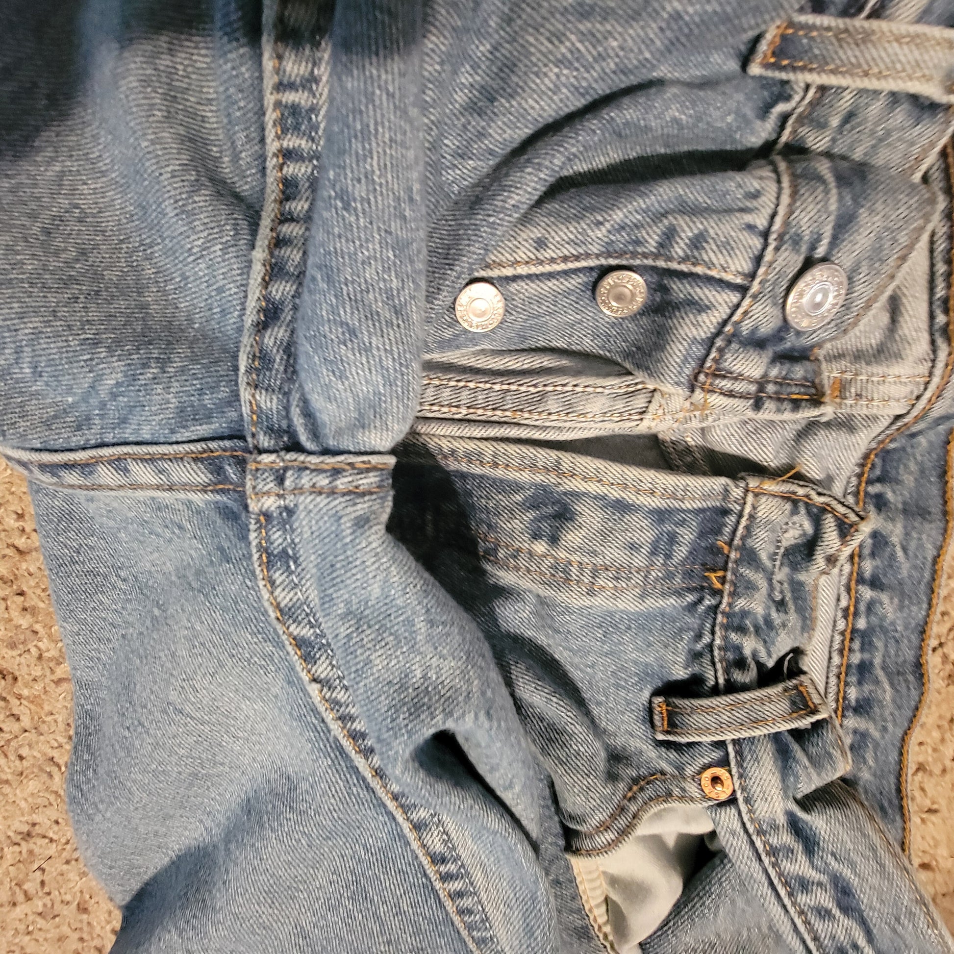 Vintage Levi Strass 1998 Jean's. Men's Levi's Straight Leg Jeans Vintage 90's Levi's, Red Batwing Tag,