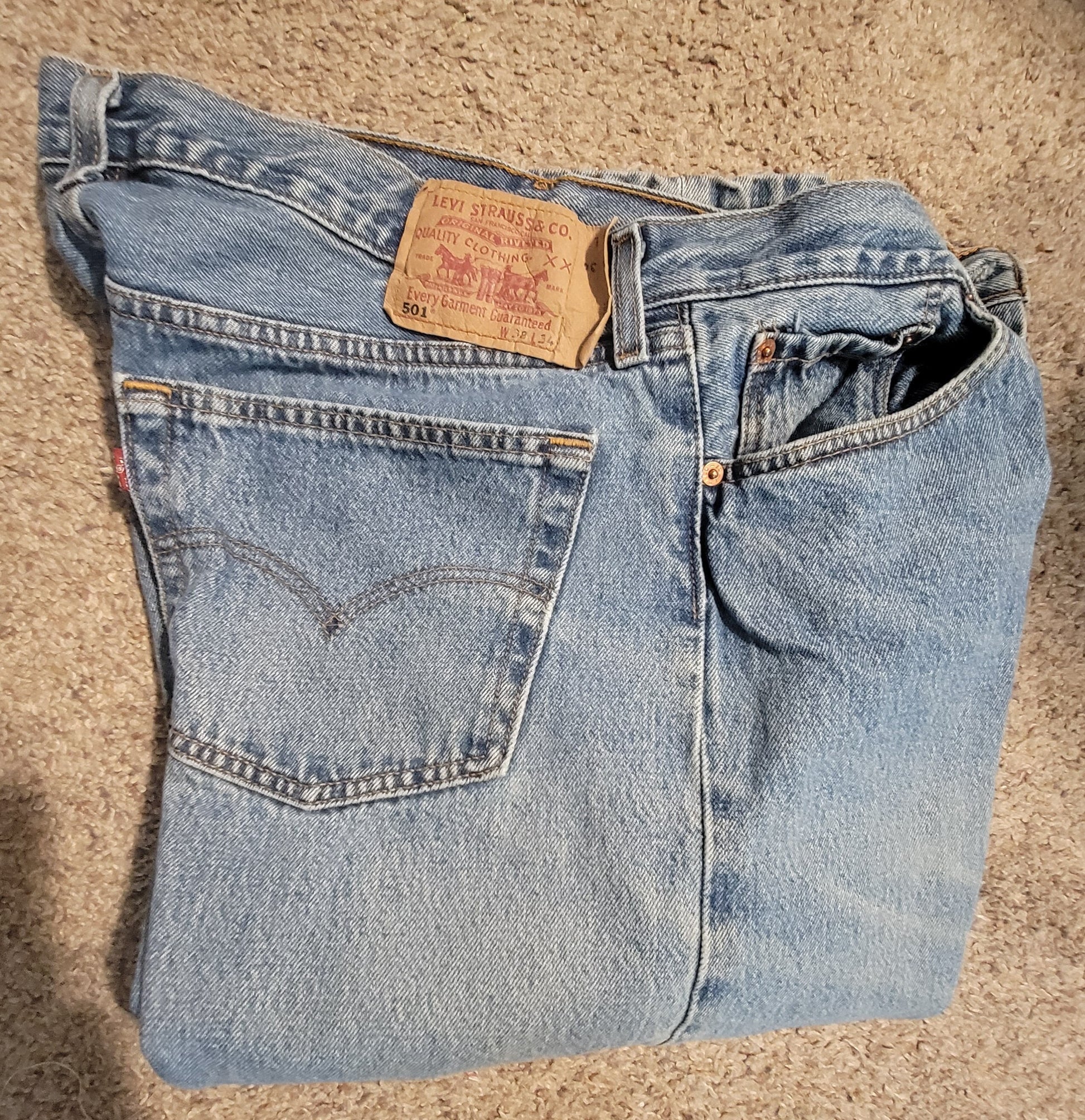 Vintage Levi Strass 1998 Jean's. Men's Levi's Straight Leg Jeans Vintage 90's Levi's, Red Batwing Tag,