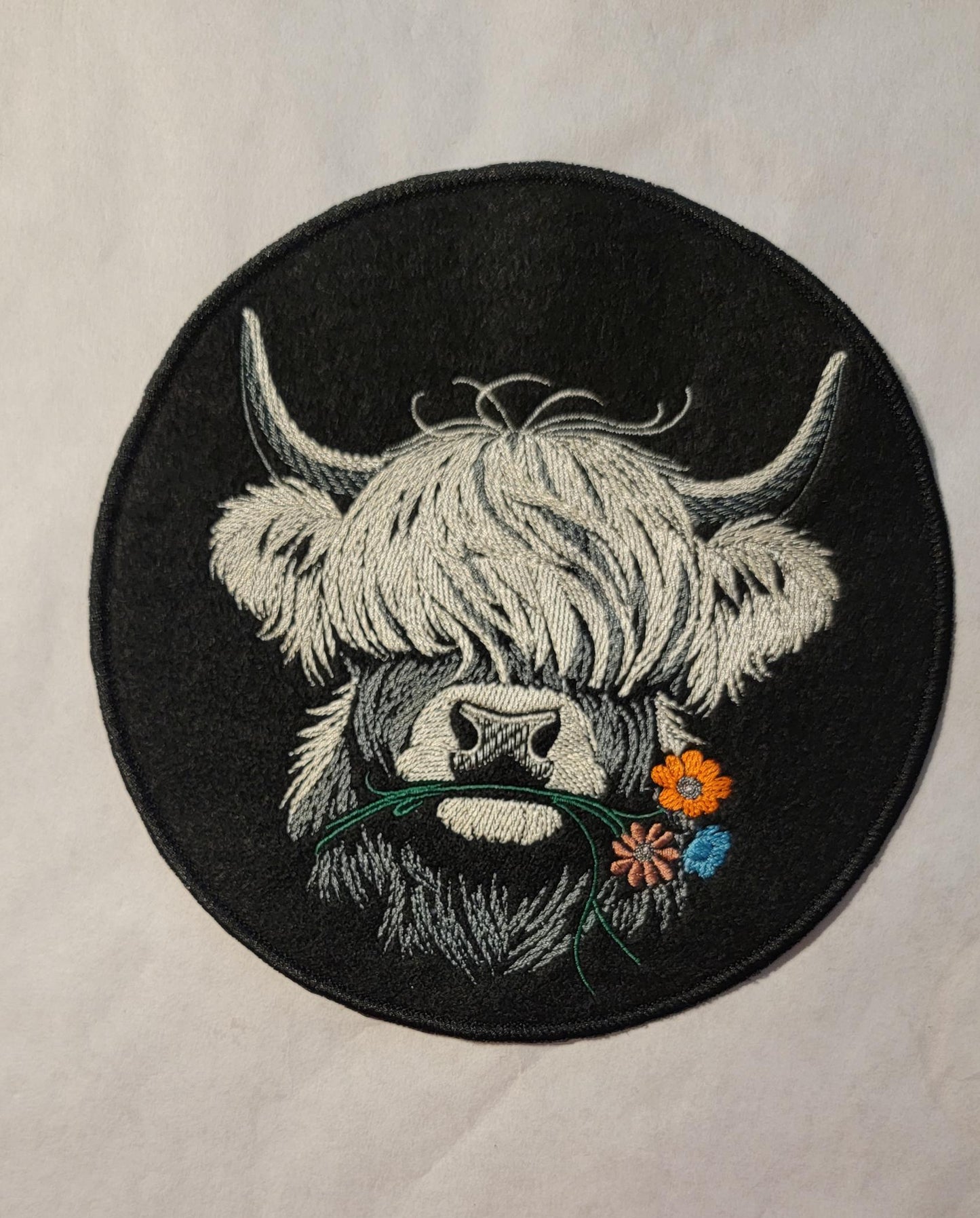 Scottish Highland Cow round 7" Black Felt Patch or 13x13" Square Panel