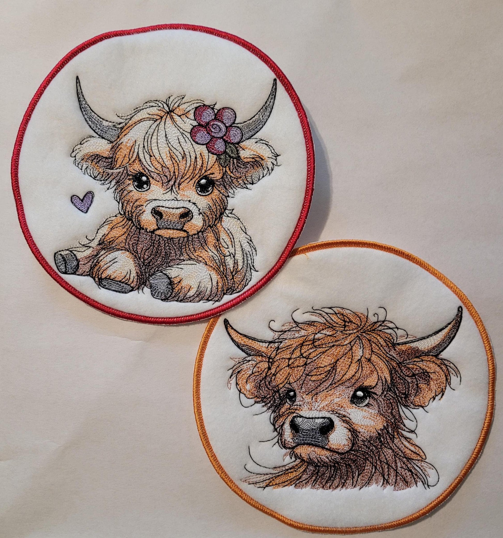 Scottish Highland Cow round 7" Black Felt Patch or 13x13" Square Panel, Scottish Highland Cow, Embroidered Applique, Rustic Decor, Animals