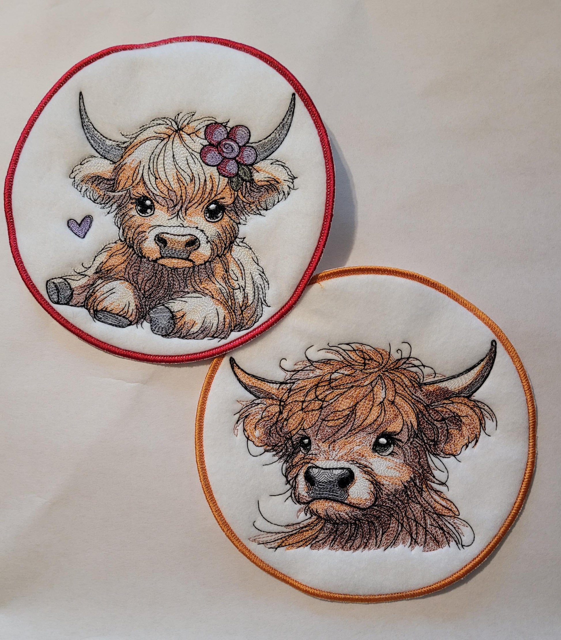 Scottish Highland Cow round 7" Black Felt Patch or 13x13" Square Panel, Scottish Highland Cow, Embroidered Applique, Rustic Decor, Animals