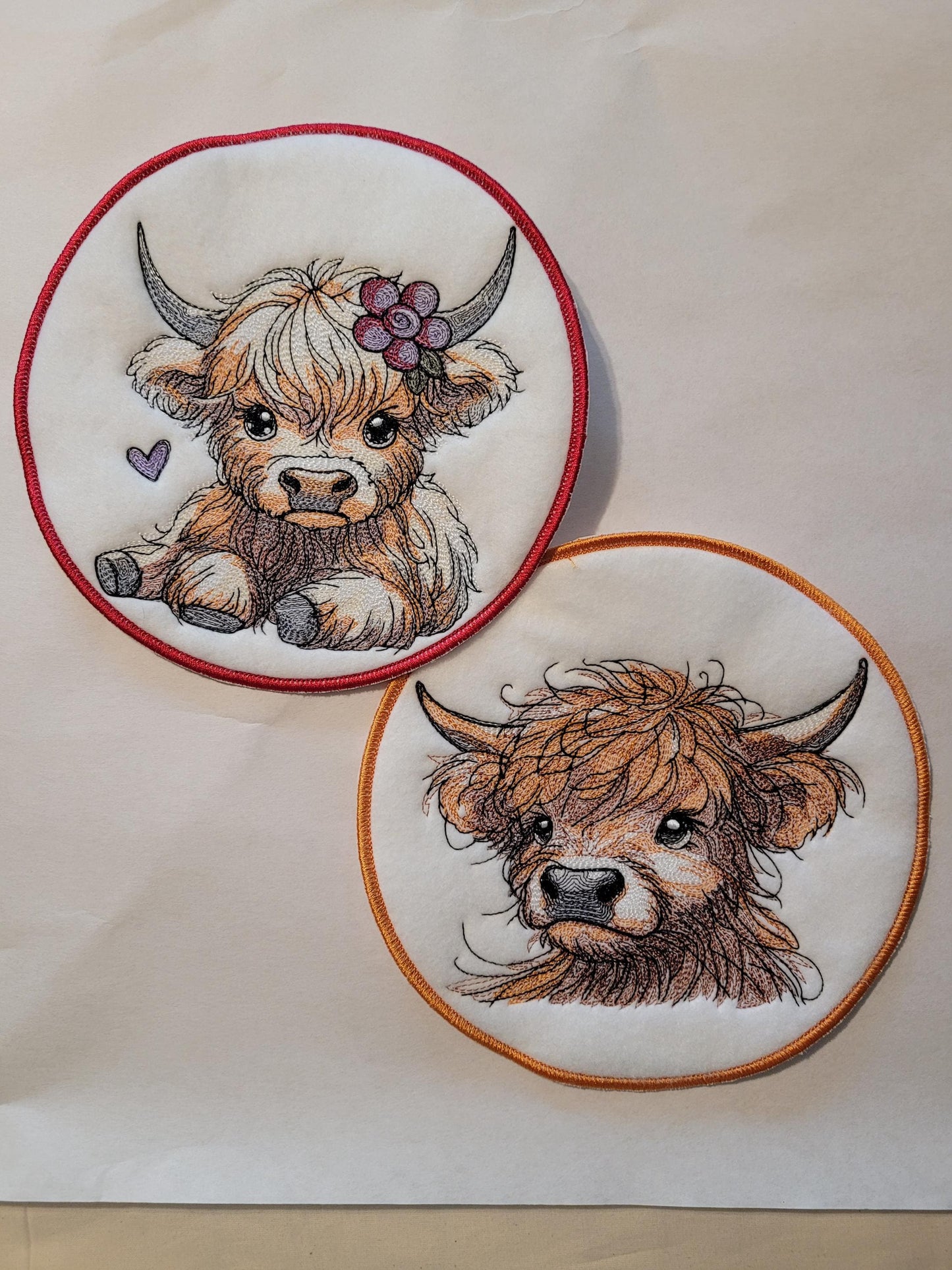 Scottish Highland Cow round 7" Black Felt Patch or 13x13" Square Panel, Scottish Highland Cow, Embroidered Applique, Rustic Decor, Animals