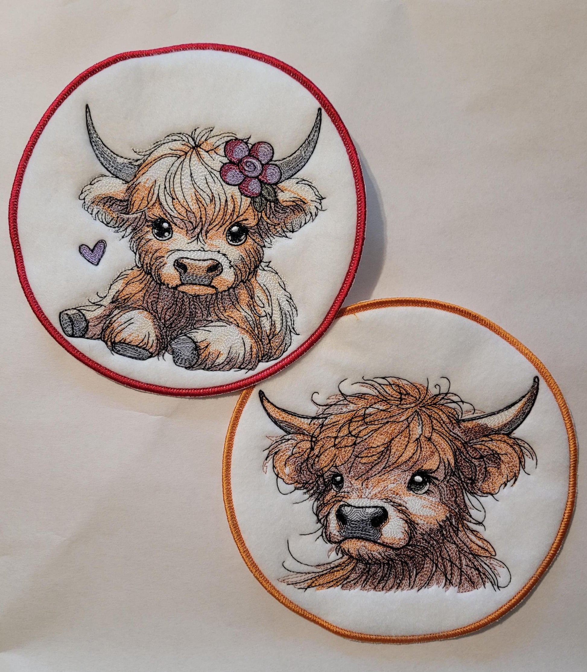 Scottish Highland Cow round 7" Black Felt Patch or 13x13" Square Panel, Scottish Highland Cow, Embroidered Applique, Rustic Decor, Animals